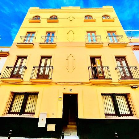 Click Triana Apartment Sevilla Exteriör bild