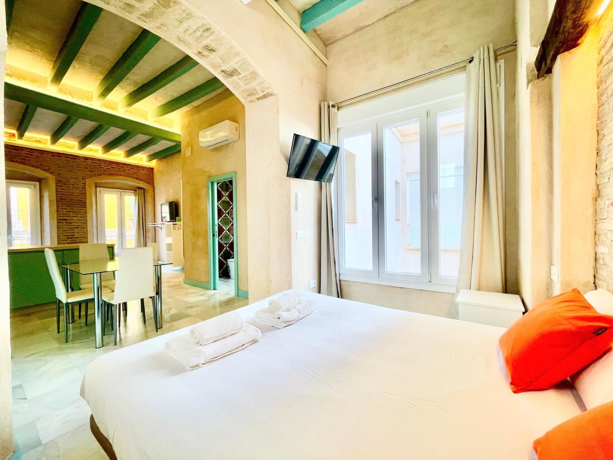 Click Triana Apartment Sevilla Exteriör bild
